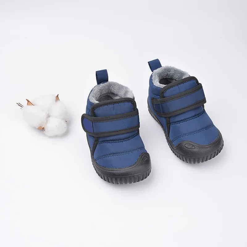 | 🔒 | MiniBoots | Bottes minimalistes imperméables pour enfants